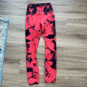 Lululemon Wunder Train High-Rise Leggings 25" Tie Dye Carnation Red Black size 4